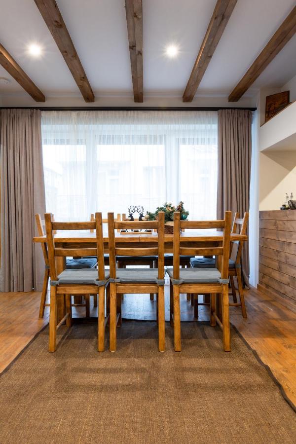 Къщи За Гости Сноуфлейк Snowflake Chalet And Snowflake Lodge บันสโก ภายนอก รูปภาพ