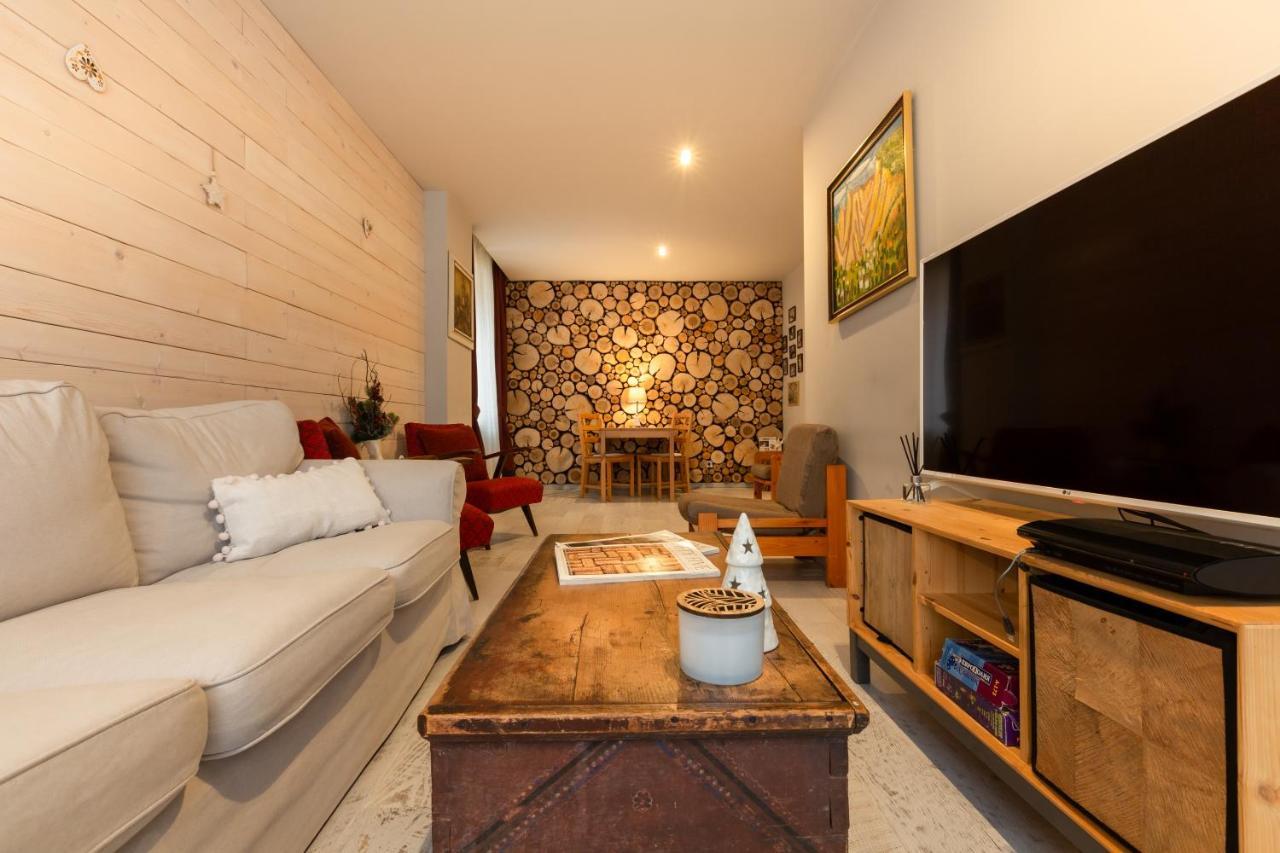 Къщи За Гости Сноуфлейк Snowflake Chalet And Snowflake Lodge บันสโก ภายนอก รูปภาพ